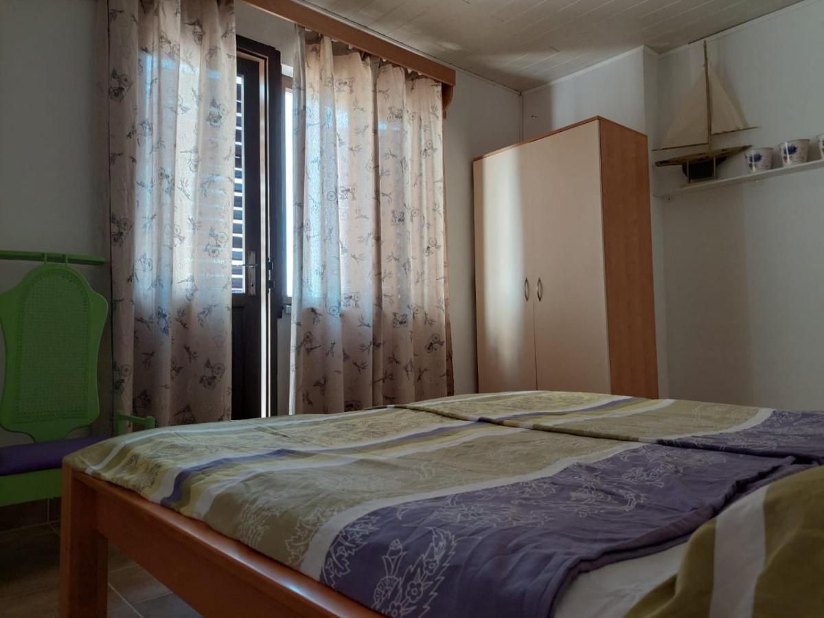 Apartment Galeb Lukovo Šugarje Buitenkant foto
