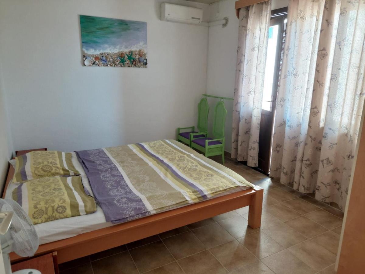 Apartment Galeb Lukovo Šugarje Buitenkant foto
